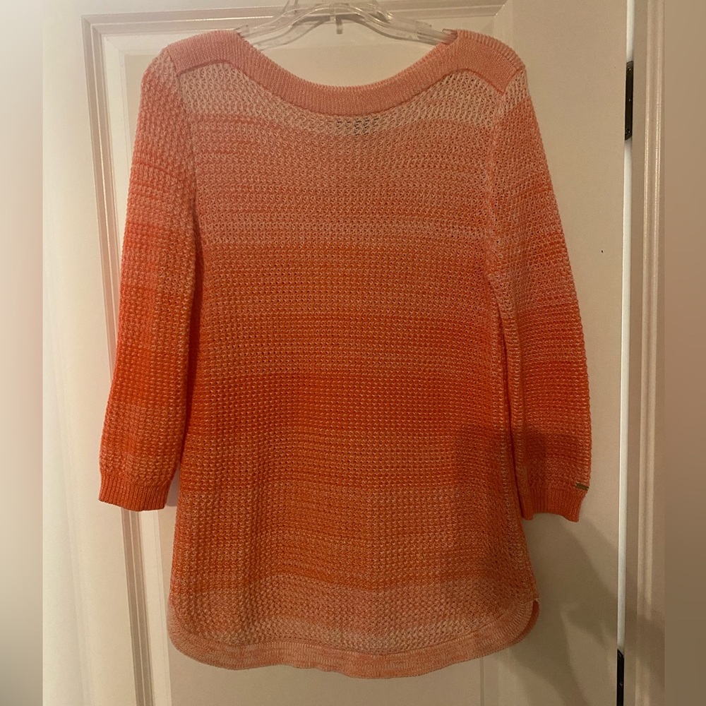 Super cute Tommy Hilfiger sweater EUC!!
